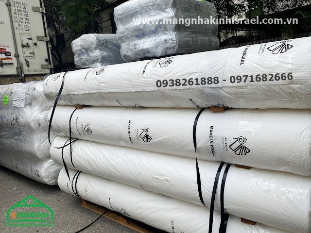 Màng phủ 2 da đen trắng – Giải pháp tối ưu cho chăn nuôi và nuôi trồng thủy sản